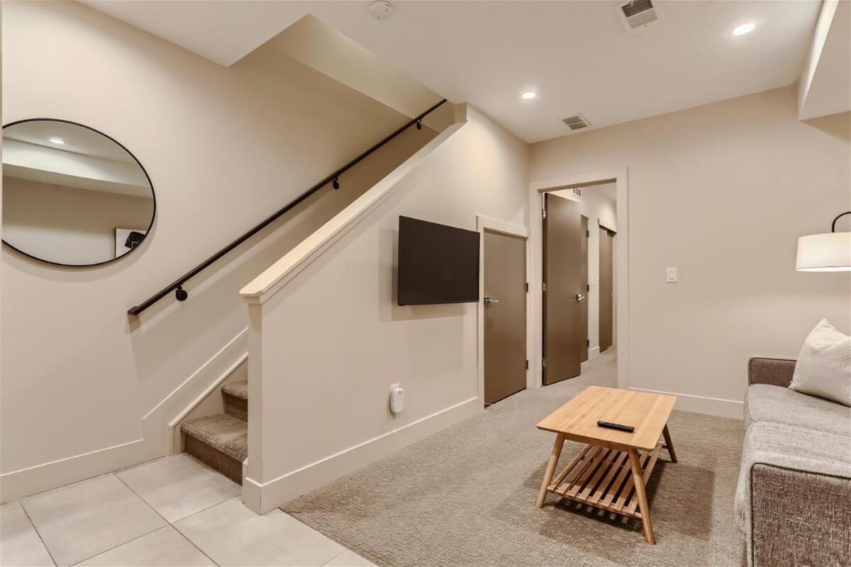 Serenity At Sloan'S 1-Br With A Modern Twist DEN Exterior foto